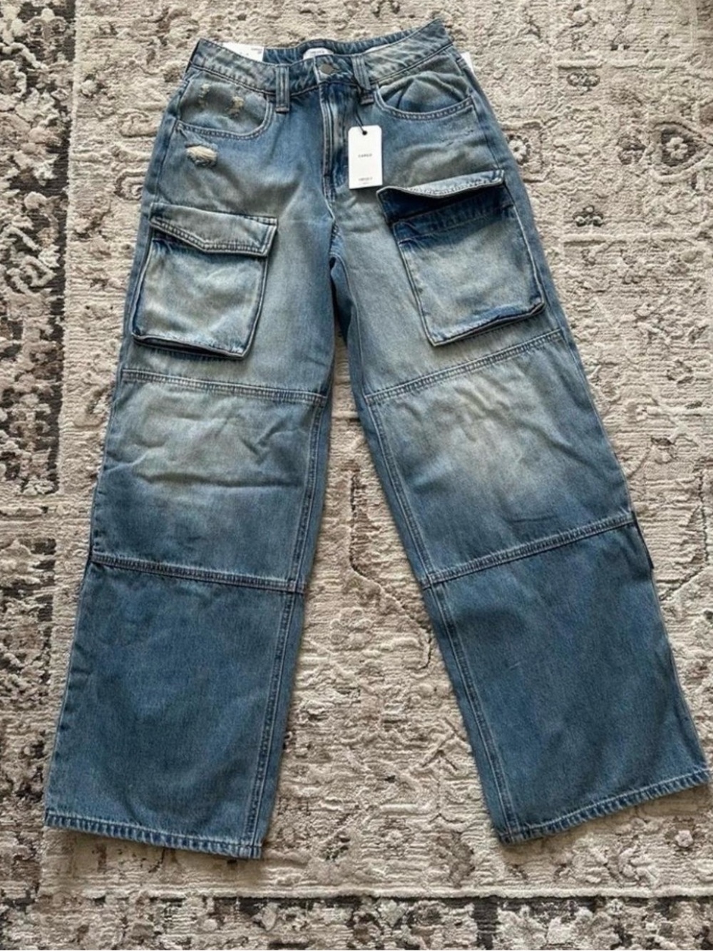 Cargo Jeans - Picture 3 of 5